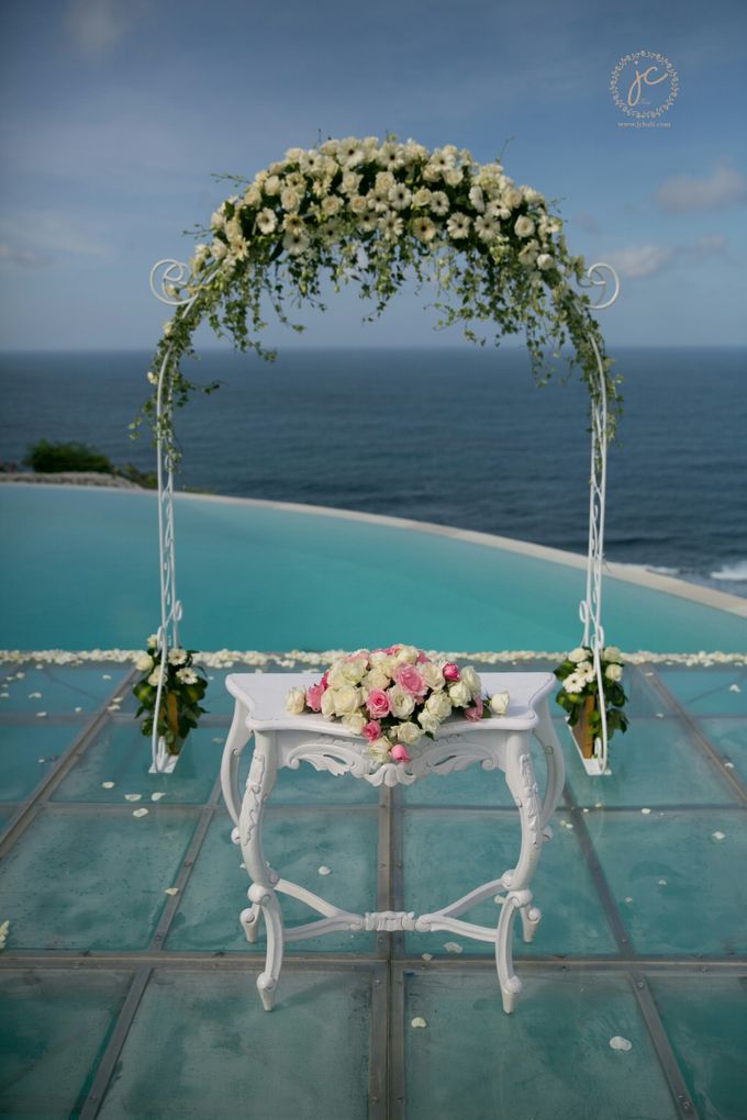our chapel and water wedding decor by Jc Florist Bali - 025 our chapel and water wedding decor by Jc Florist Bali - 025