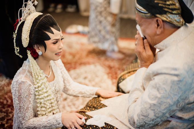 Octa & Lenggo Wedding at JS Luwansa Jakarta by Kynara Roemah Penganten - 021 Octa & Lenggo Wedding at JS Luwansa Jakarta by Kynara Roemah Penganten - 021
