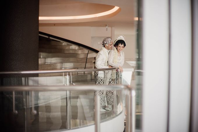 Octa & Lenggo Wedding at JS Luwansa Jakarta by Kynara Roemah Penganten - 023 Octa & Lenggo Wedding at JS Luwansa Jakarta by Kynara Roemah Penganten - 023