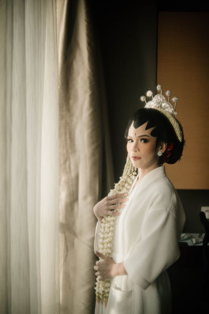 Octa & Lenggo Wedding at JS Luwansa Jakarta by Kynara Roemah Penganten - 030 Octa & Lenggo Wedding at JS Luwansa Jakarta by Kynara Roemah Penganten - 030