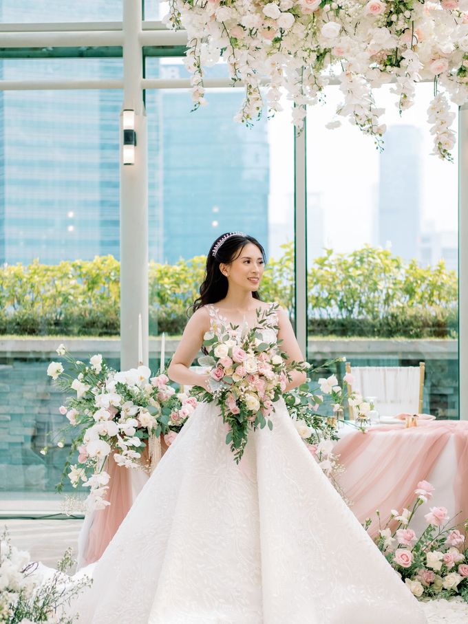 CLASSIC TIMELESS WEDDING AT HYATT PENTHOUSE JAKARTA by Silverdust Decoration - 011