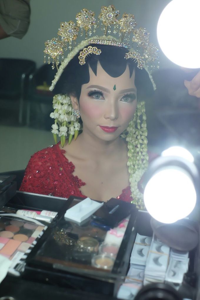 Beautiful Zahra by Aluira Make up & Kebaya - 003 Beautiful Zahra by Aluira Make up & Kebaya - 003