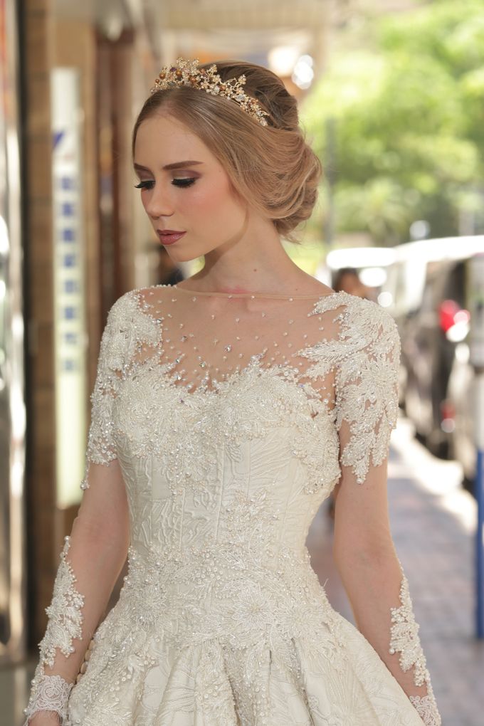 Bridal Gown Vol 03 by HK Bride by Hengki Kawilarang - 008 Bridal Gown Vol 03 by HK Bride by Hengki Kawilarang - 008