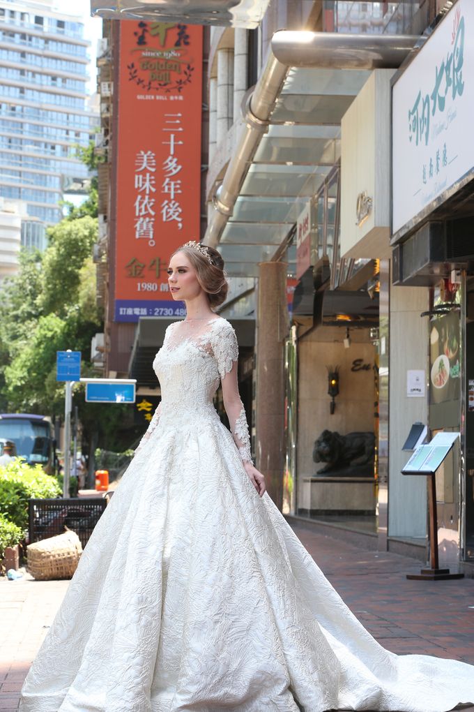 Bridal Gown Vol 03 by HK Bride by Hengki Kawilarang - 005 Bridal Gown Vol 03 by HK Bride by Hengki Kawilarang - 005