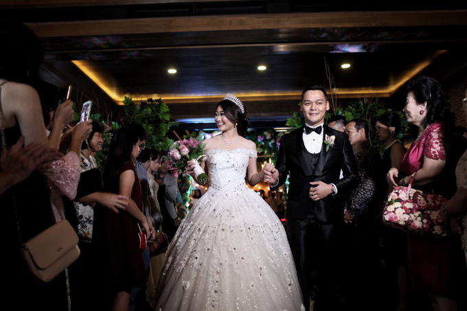 Glen & Christella by Orange Organizer - 009 Glen & Christella by Orange Organizer - 009