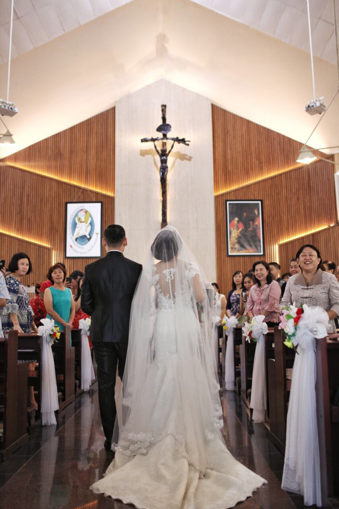 Glen & Christella by Orange Organizer - 023 Glen & Christella by Orange Organizer - 023