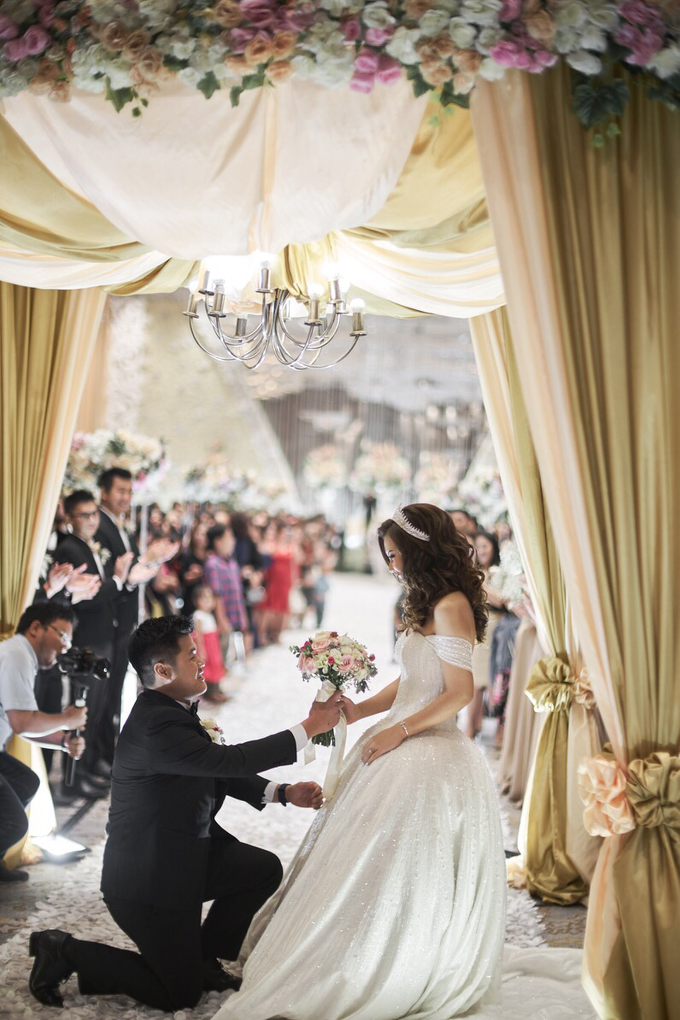Andrew & Yola by Andalusia Floral - 010 Andrew & Yola by Andalusia Floral - 010