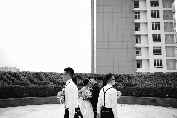 Dicky & Astrini by Orange Wedding Planner - 022 Dicky & Astrini by Orange Wedding Planner - 022