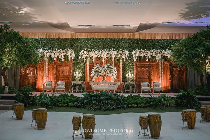 EAST MEET WEST JAVANESE Wedding Demia & Arsy by GHAISANIYARA WEDDING - 036 EAST MEET WEST JAVANESE Wedding Demia & Arsy by GHAISANIYARA WEDDING - 036