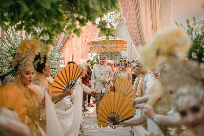 EAST MEET WEST JAVANESE Wedding Demia & Arsy by GHAISANIYARA WEDDING - 039 EAST MEET WEST JAVANESE Wedding Demia & Arsy by GHAISANIYARA WEDDING - 039