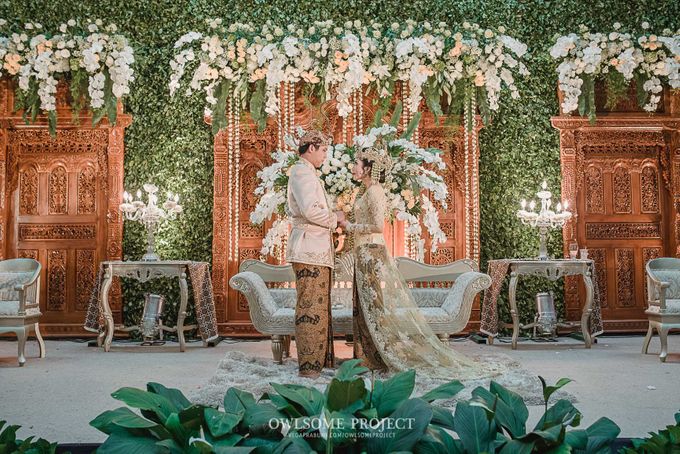 EAST MEET WEST JAVANESE Wedding Demia & Arsy by GHAISANIYARA WEDDING - 044 EAST MEET WEST JAVANESE Wedding Demia & Arsy by GHAISANIYARA WEDDING - 044