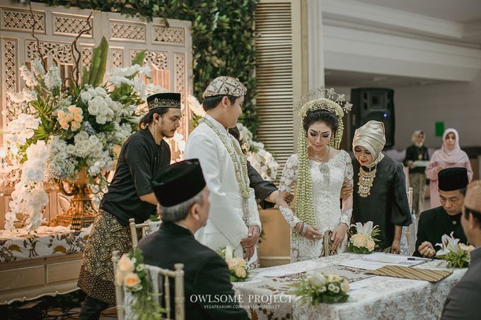 EAST MEET WEST JAVANESE Wedding Demia & Arsy by GHAISANIYARA WEDDING - 011 EAST MEET WEST JAVANESE Wedding Demia & Arsy by GHAISANIYARA WEDDING - 011