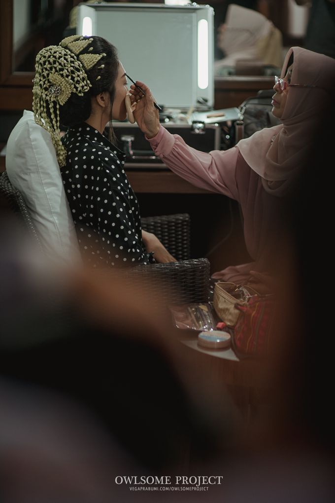EAST MEET WEST JAVANESE Wedding Demia & Arsy by GHAISANIYARA WEDDING - 001 EAST MEET WEST JAVANESE Wedding Demia & Arsy by GHAISANIYARA WEDDING - 001