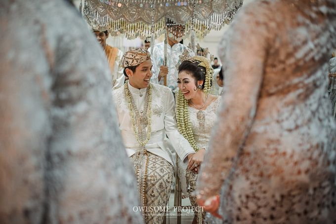 EAST MEET WEST JAVANESE Wedding Demia & Arsy by GHAISANIYARA WEDDING - 017 EAST MEET WEST JAVANESE Wedding Demia & Arsy by GHAISANIYARA WEDDING - 017