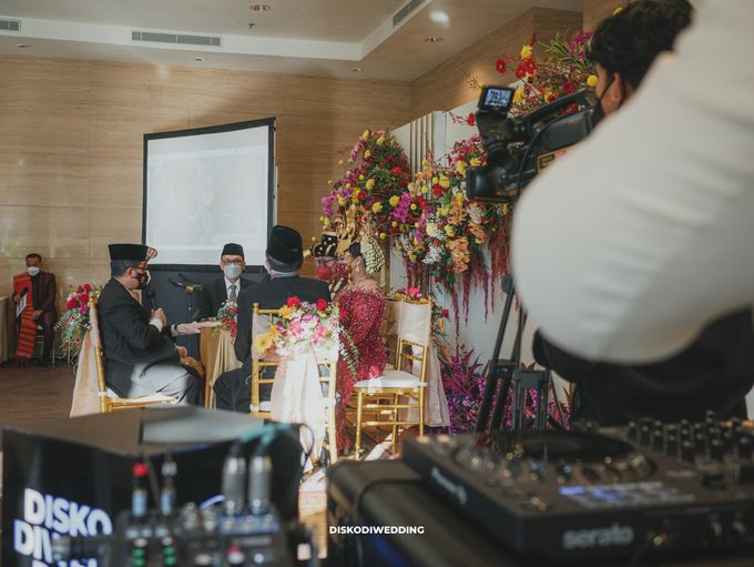 Glasshouse Ritz-Carlton | Al & Adith by diskodiwedding - 013 Glasshouse Ritz-Carlton | Al & Adith by diskodiwedding - 013