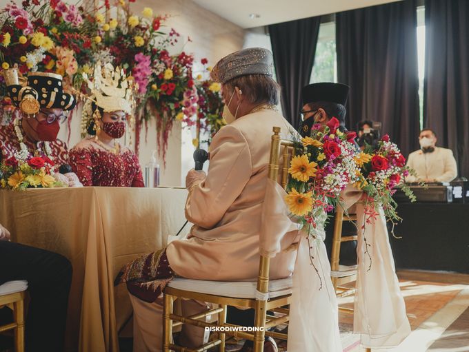 Glasshouse Ritz-Carlton | Al & Adith by diskodiwedding - 014 Glasshouse Ritz-Carlton | Al & Adith by diskodiwedding - 014