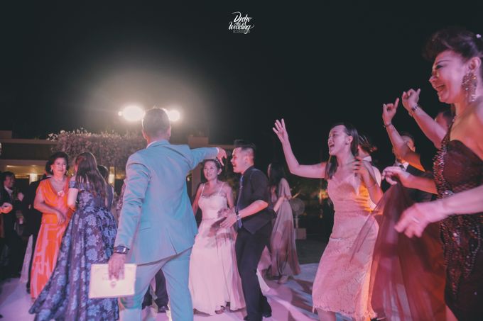 Villa Ombak Biru | The Royal Wedding Dance : Xander & Nadia by diskodiwedding - 040 Villa Ombak Biru | The Royal Wedding Dance : Xander & Nadia by diskodiwedding - 040