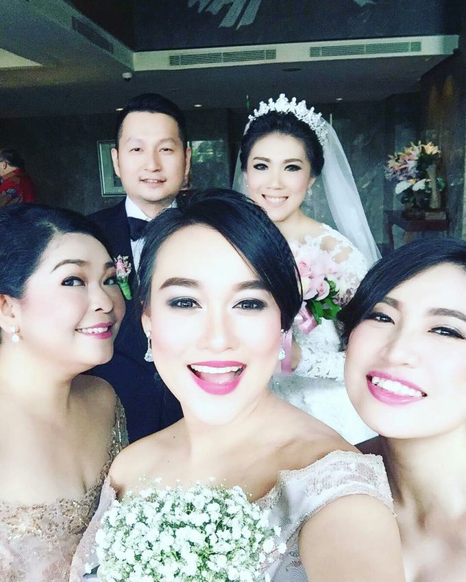 SIMPLE BRIDEMAIDS HAIRDO - CHRISTI by Priska Patricia Makeup - 008 SIMPLE BRIDEMAIDS HAIRDO - CHRISTI by Priska Patricia Makeup - 008