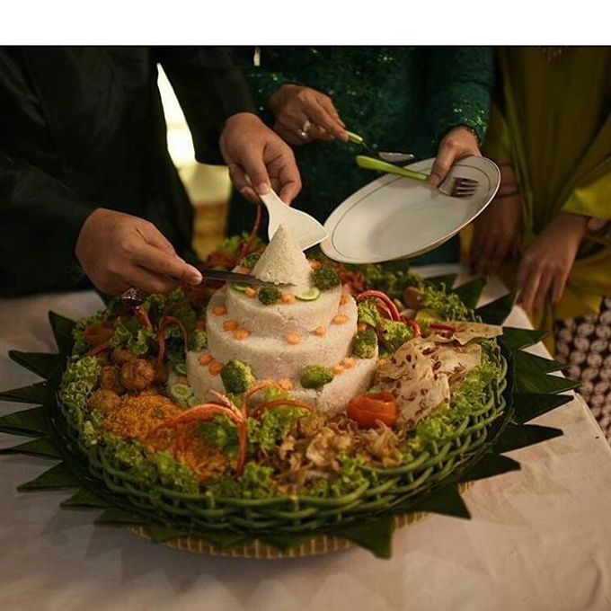 SIRAMAN TIARA Chandira Wedding Organizer Bridestory