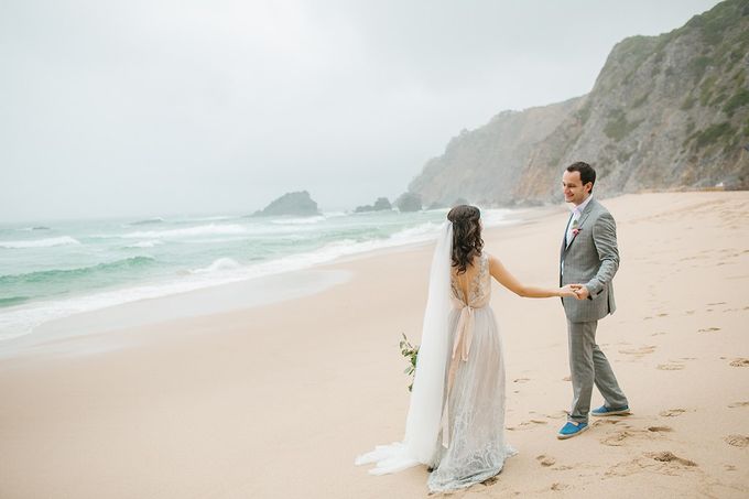 Beach wedding in Portugal of Roman and Ksenia by Studiovictorias - 011 Beach wedding in Portugal of Roman and Ksenia by Studiovictorias - 011