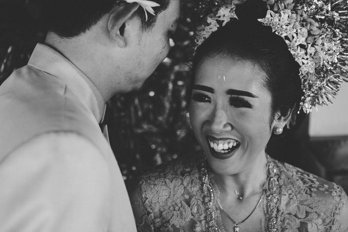 Balinese Wedding Ceremony Of Mega & Terry by MOMENTO PHOTOGRAPHY - 004 Balinese Wedding Ceremony Of Mega & Terry by MOMENTO PHOTOGRAPHY - 004