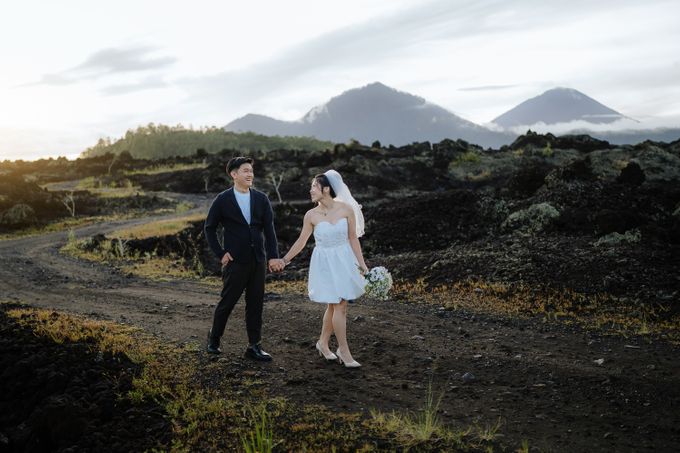 Prewedding of Hengky & Iris at Mount Batur Bali by Warna Project - 026