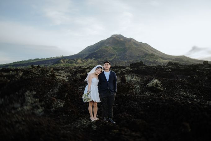 Prewedding of Hengky & Iris at Mount Batur Bali by Warna Project - 027