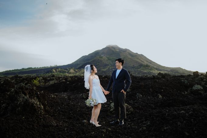 Prewedding of Hengky & Iris at Mount Batur Bali by Warna Project - 033