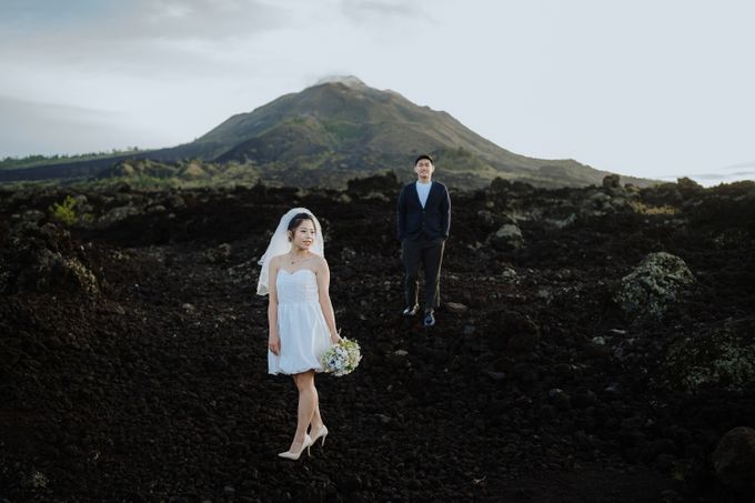Prewedding of Hengky & Iris at Mount Batur Bali by Warna Project - 038
