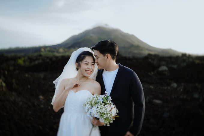 Prewedding of Hengky & Iris at Mount Batur Bali by Warna Project - 040