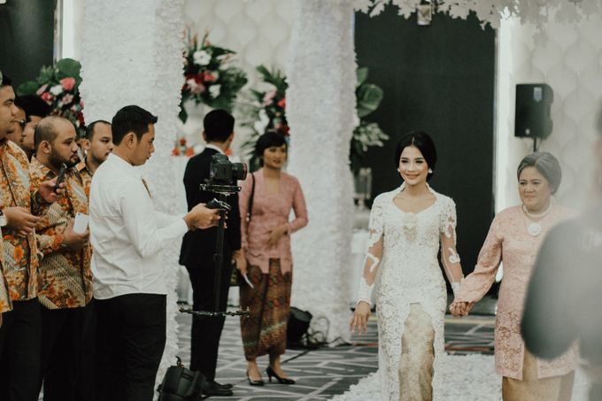 Hanif & Dara Wedding Highlight by IKK Wedding Planner - 001 Hanif & Dara Wedding Highlight by IKK Wedding Planner - 001