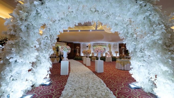 Pelni Wedding Hall  2nd floor Gajah Mada Jakarta Pusat International Package by Melani Catering & Organizer - 002