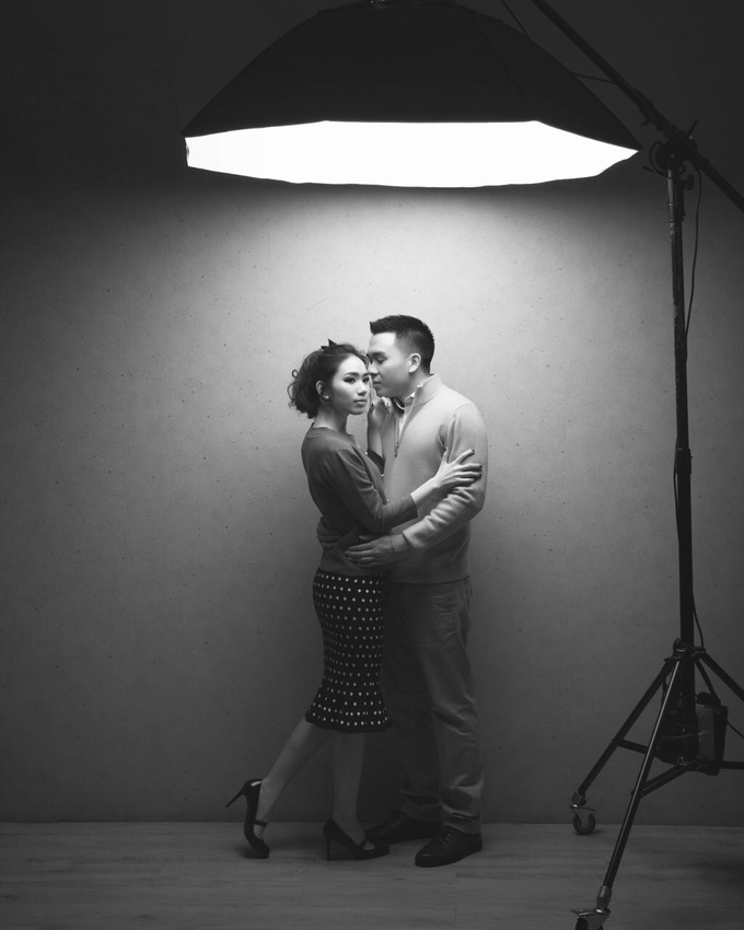 Studio Prewedding by phos photo - 001