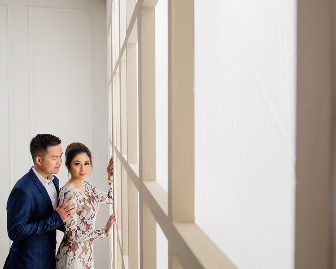 Studio Prewedding by phos photo - 010