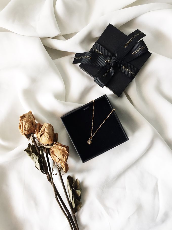 Mrs A - Custom Fine Gold Necklace by AEROCULATA - 001 Mrs A - Custom Fine Gold Necklace by AEROCULATA - 001