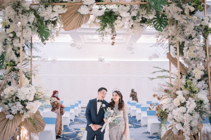 International Wedding Artha & Meuthia by Menara Mandiri by IKK Wedding - 001 International Wedding Artha & Meuthia by Menara Mandiri by IKK Wedding - 001