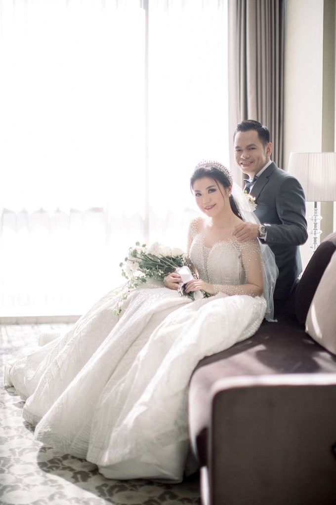 Hendro & Vitia Holy Matrimony & Reception by Golf Graha Famili - 010 Hendro & Vitia Holy Matrimony & Reception by Golf Graha Famili - 010