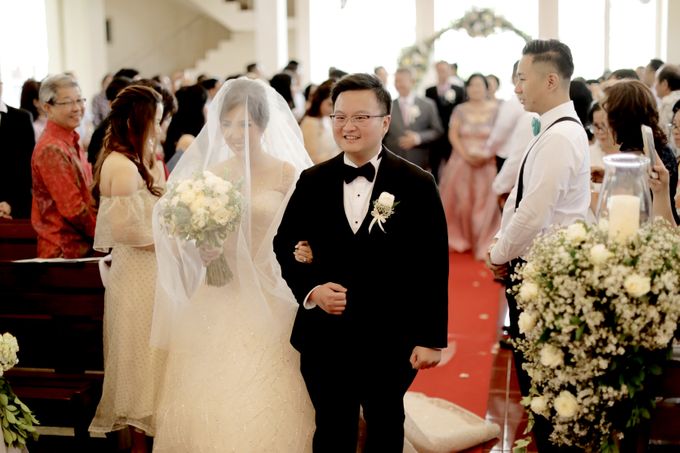 Revie & Widarti - Wedding Day by Wong Hang Distinguished Tailor - 009