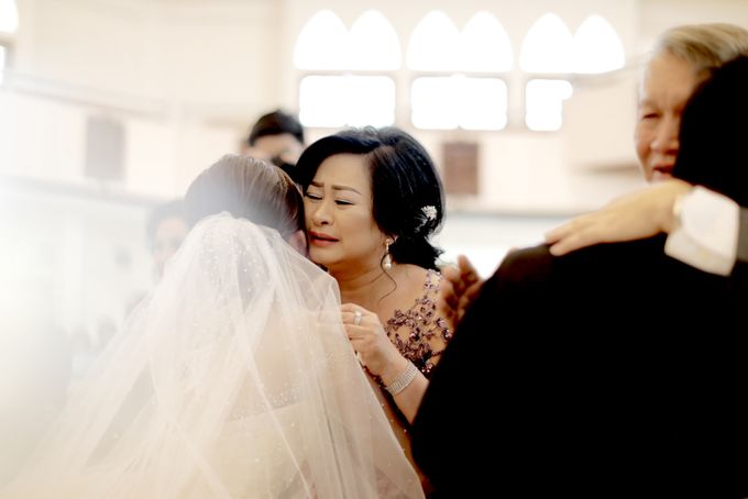 Revie & Widarti - Wedding Day by Wong Hang Distinguished Tailor - 014 Revie & Widarti - Wedding Day by Wong Hang Distinguished Tailor - 014