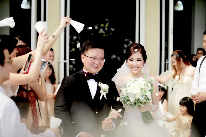 Revie & Widarti - Wedding Day by Wong Hang Distinguished Tailor - 017