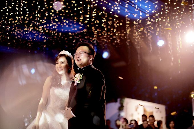 Revie & Widarti - Wedding Day by Wong Hang Distinguished Tailor - 035