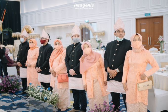 New Normal Minang Wedding Of Febrina & Reza by Menara Mandiri by IKK Wedding (ex. Plaza Bapindo) - 023 New Normal Minang Wedding Of Febrina & Reza by Menara Mandiri by IKK Wedding (ex. Plaza Bapindo) - 023
