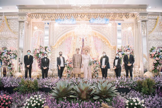 New Normal Minang Wedding Of Febrina & Reza by Menara Mandiri by IKK Wedding (ex. Plaza Bapindo) - 031 New Normal Minang Wedding Of Febrina & Reza by Menara Mandiri by IKK Wedding (ex. Plaza Bapindo) - 031