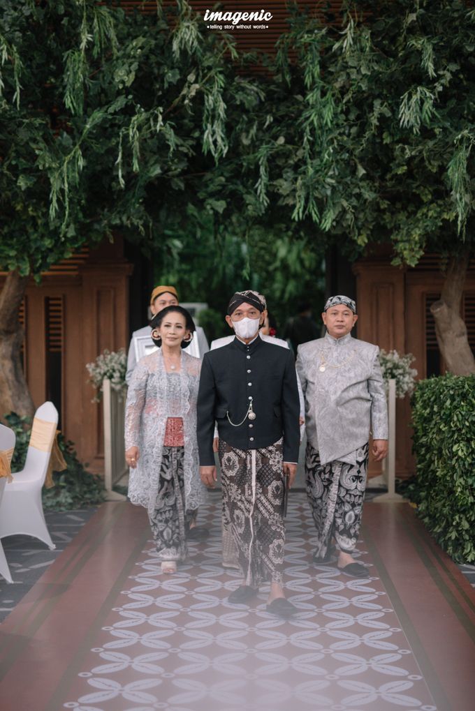 JAWA WEDDING OF RIZKA % RIZKY by Menara Mandiri by IKK Wedding - 003 JAWA WEDDING OF RIZKA % RIZKY by Menara Mandiri by IKK Wedding - 003