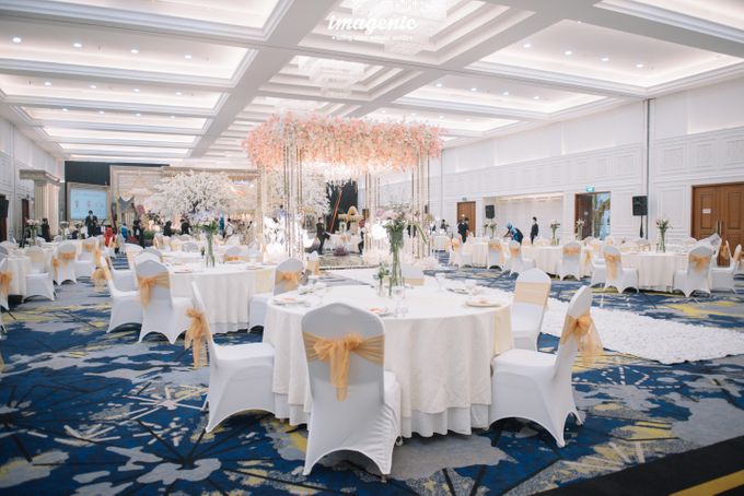 New Normal Minang Wedding Of Febrina & Reza by Menara Mandiri by IKK Wedding (ex. Plaza Bapindo) - 034 New Normal Minang Wedding Of Febrina & Reza by Menara Mandiri by IKK Wedding (ex. Plaza Bapindo) - 034
