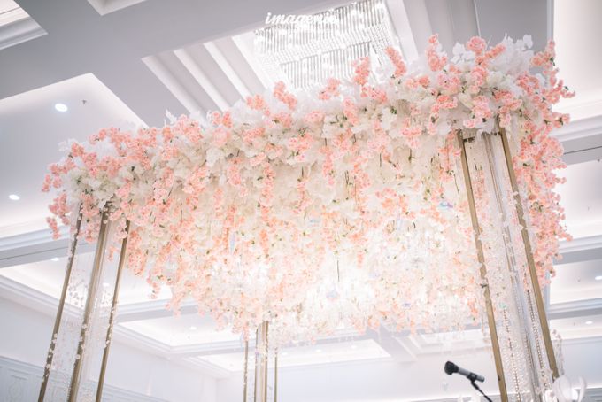 New Normal Minang Wedding Of Febrina & Reza by Menara Mandiri by IKK Wedding (ex. Plaza Bapindo) - 002 New Normal Minang Wedding Of Febrina & Reza by Menara Mandiri by IKK Wedding (ex. Plaza Bapindo) - 002