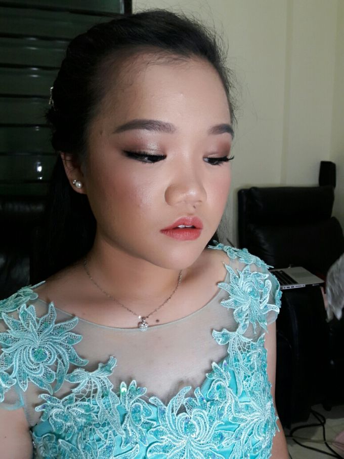 Makeup By Anissa by Anissa Makeup & Hairdo - 001 Makeup By Anissa by Anissa Makeup & Hairdo - 001