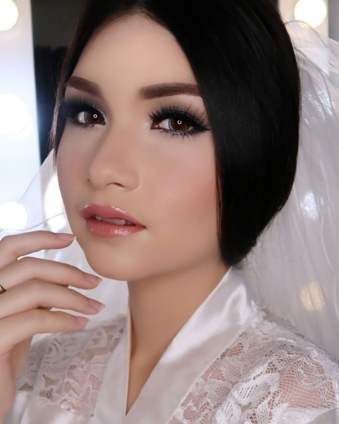 Ms. Ivy (Wedding Airbrush Makeup) by MarisaFe Bridal - 007 Ms. Ivy (Wedding Airbrush Makeup) by MarisaFe Bridal - 007