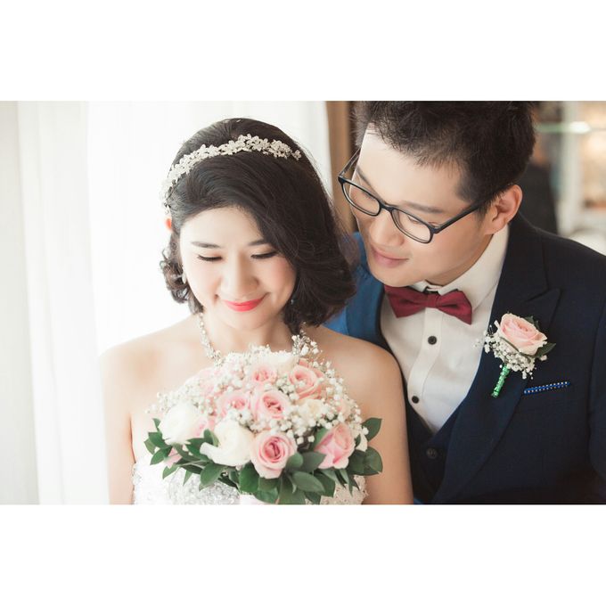 Simple Wedding In Sky Chapel by Double Happiness Wedding Organizer - 002 Simple Wedding In Sky Chapel by Double Happiness Wedding Organizer - 002