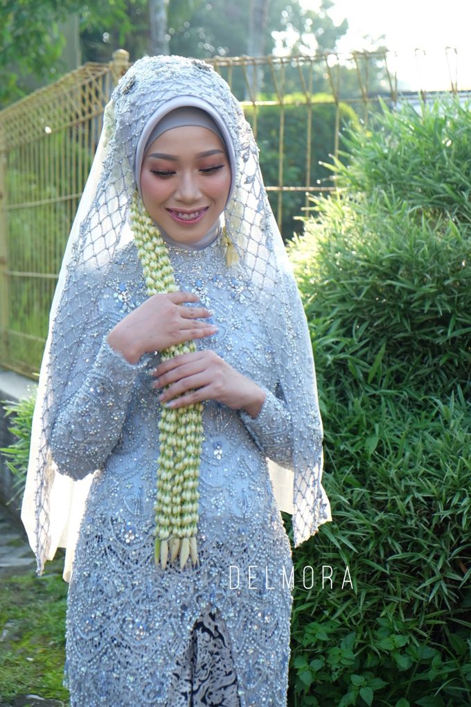 WEDDING CEREMONY KEBAYA MODERN / TRADISIONAL by DELMORA - 010 WEDDING CEREMONY KEBAYA MODERN / TRADISIONAL by DELMORA - 010